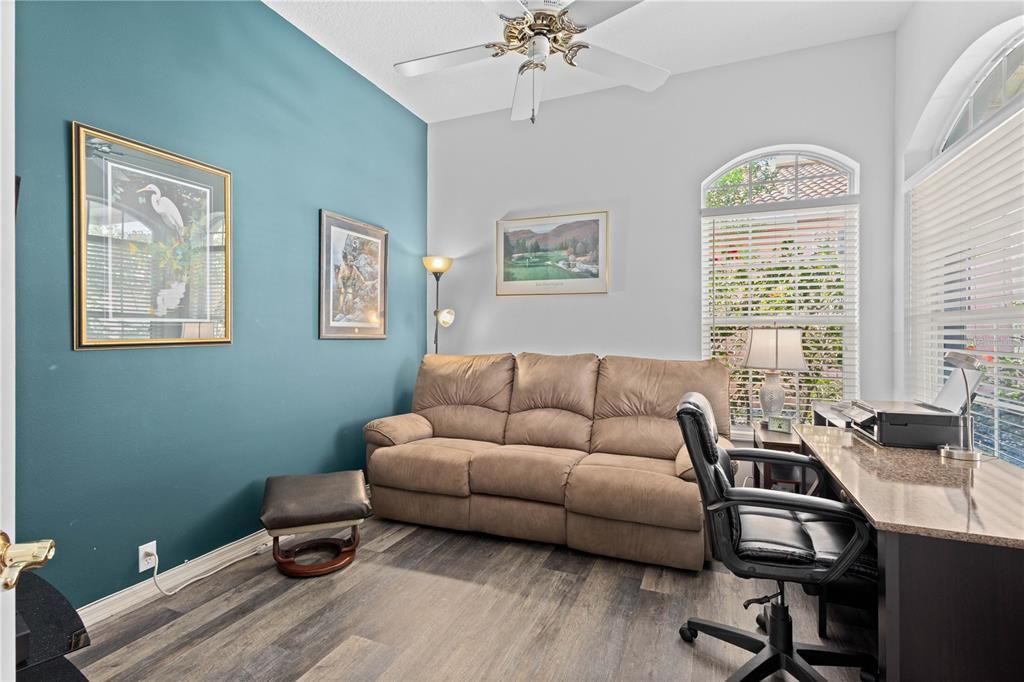 Active With Contract: $299,000 (2 beds, 2 baths, 1757 Square Feet)