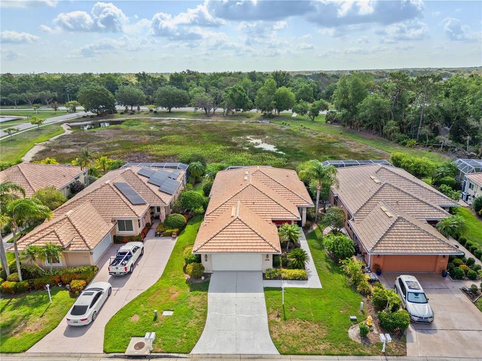 Active With Contract: $299,000 (2 beds, 2 baths, 1757 Square Feet)