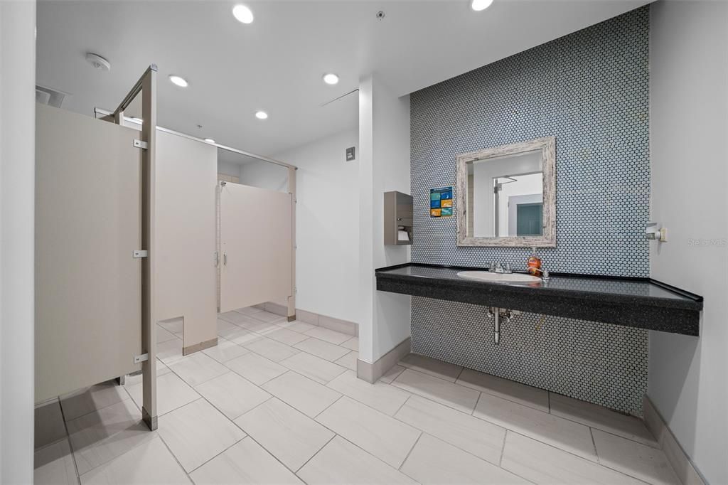 For Sale: $196,140 (0 beds, 0 baths, 9340 Square Feet)