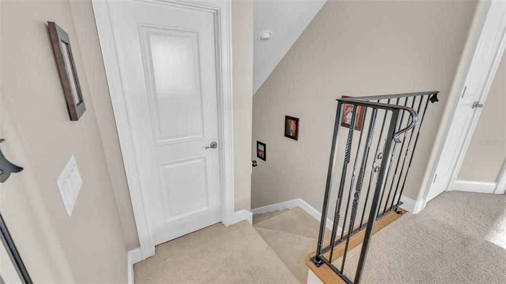 合同活跃: $835,000 (5 贝兹, 4 浴室, 3333 平方英尺)