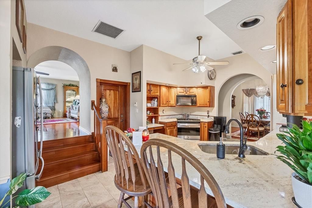 For Sale: $934,900 (4 beds, 3 baths, 5074 Square Feet)