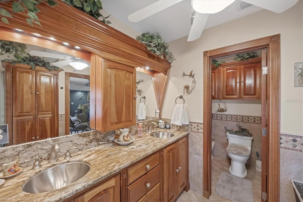 For Sale: $934,900 (4 beds, 3 baths, 5074 Square Feet)