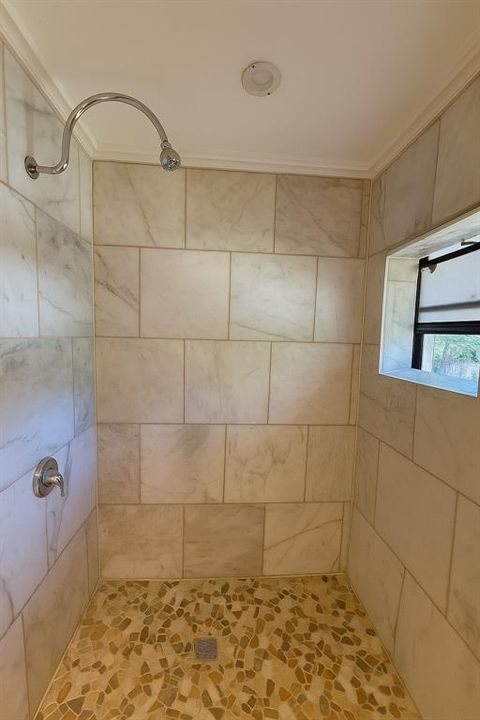 For Sale: $595,000 (4 beds, 4 baths, 1775 Square Feet)