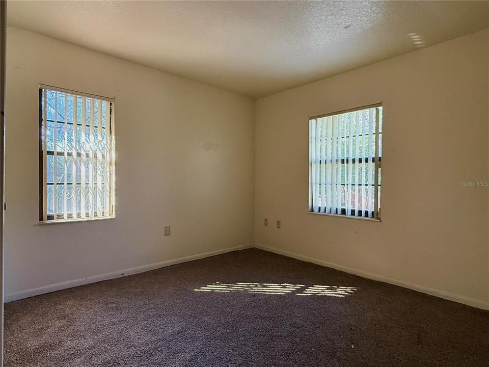 For Sale: $595,000 (4 beds, 4 baths, 1775 Square Feet)