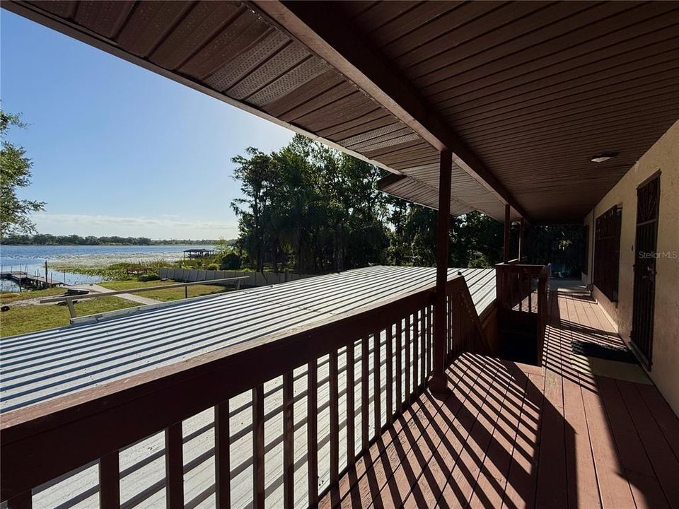 For Sale: $595,000 (4 beds, 4 baths, 1775 Square Feet)