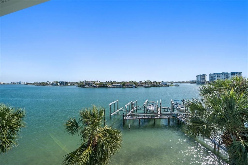 На продажу: $1,125,000 (3 спален, 3 ванн, 2126 Квадратных фут)