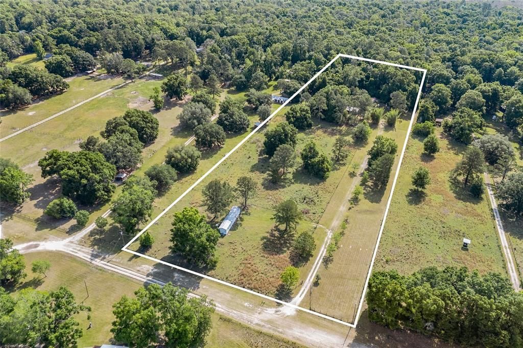 最近售出: $195,000 (3 贝兹, 2 浴室, 1216 平方英尺)