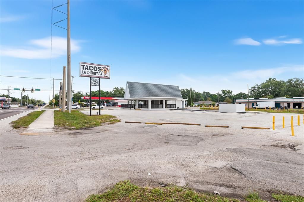 待售: $450,000 (0 贝兹, 0 浴室, 1177 平方英尺)