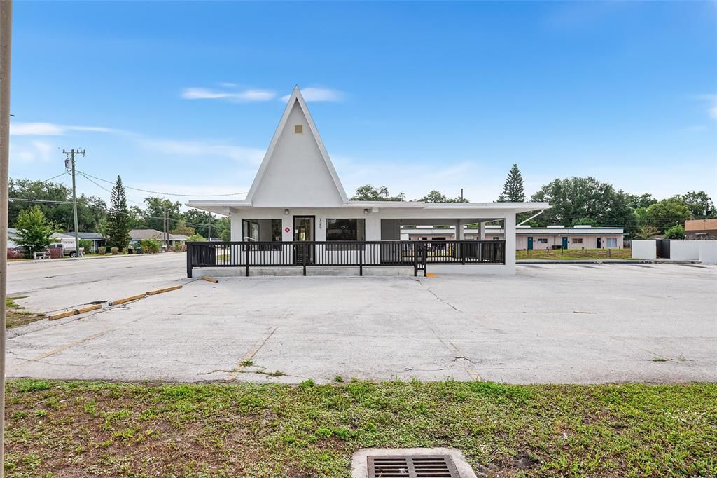 待售: $450,000 (0 贝兹, 0 浴室, 1177 平方英尺)