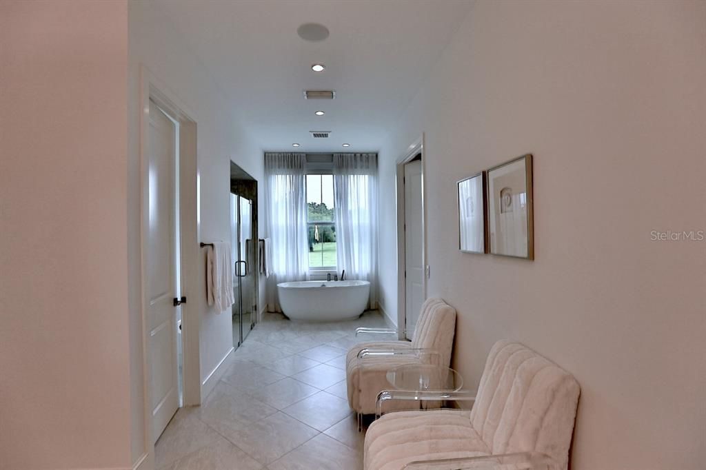 For Sale: $3,425,000 (4 beds, 5 baths, 5037 Square Feet)