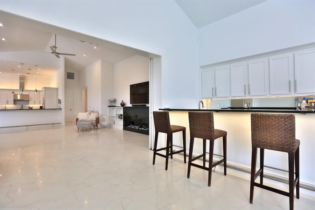 For Sale: $3,425,000 (4 beds, 5 baths, 5037 Square Feet)