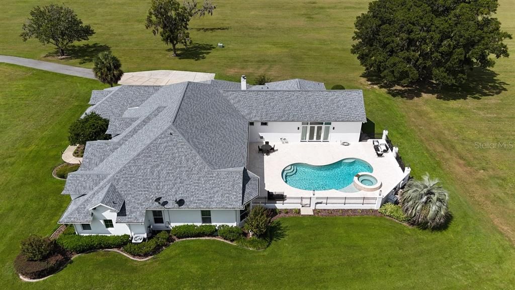 For Sale: $3,425,000 (4 beds, 5 baths, 5037 Square Feet)