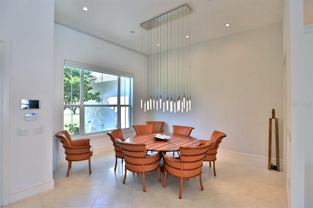 For Sale: $3,425,000 (4 beds, 5 baths, 5037 Square Feet)