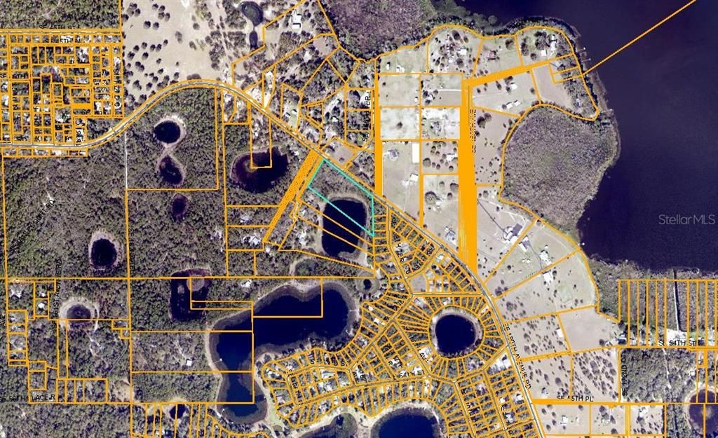 На продажу: $104,900 (6.01 acres)