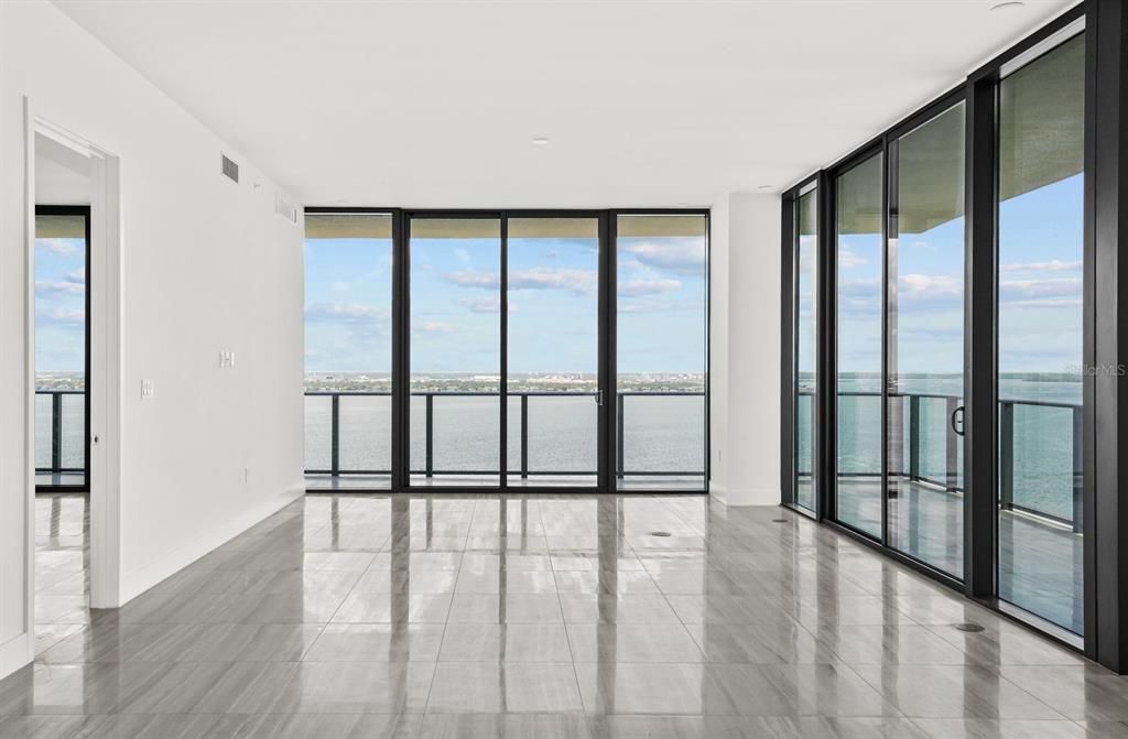 В аренду: $19,000 (3 спален, 3 ванн, 2940 Квадратных фут)