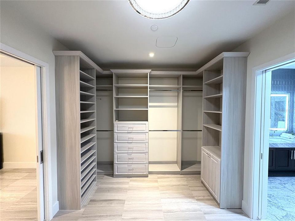 В аренду: $19,000 (3 спален, 3 ванн, 2940 Квадратных фут)