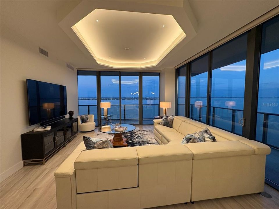 В аренду: $19,000 (3 спален, 3 ванн, 2940 Квадратных фут)