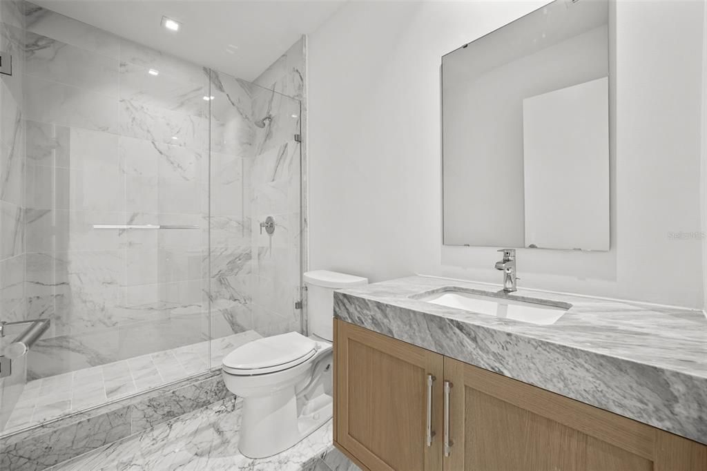 В аренду: $19,000 (3 спален, 3 ванн, 2940 Квадратных фут)