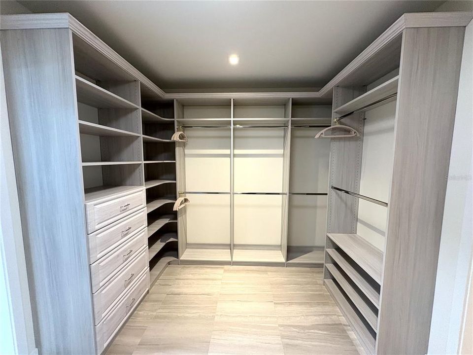 В аренду: $19,000 (3 спален, 3 ванн, 2940 Квадратных фут)