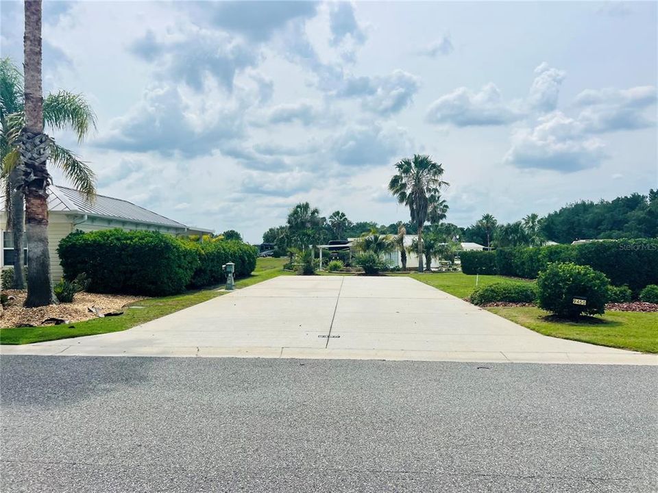 待售: $79,900 (0.12 acres)