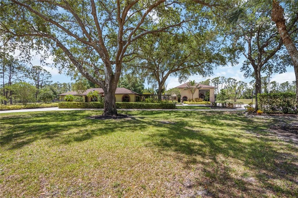 For Sale: $1,249,900 (3 beds, 2 baths, 2603 Square Feet)