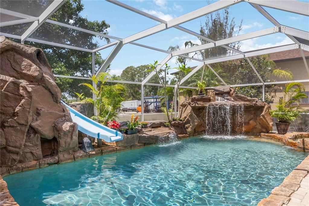 For Sale: $1,249,900 (3 beds, 2 baths, 2603 Square Feet)