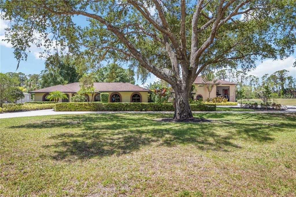 For Sale: $1,249,900 (3 beds, 2 baths, 2603 Square Feet)