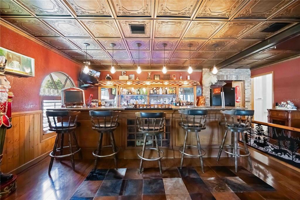 For Sale: $1,249,900 (3 beds, 2 baths, 2603 Square Feet)