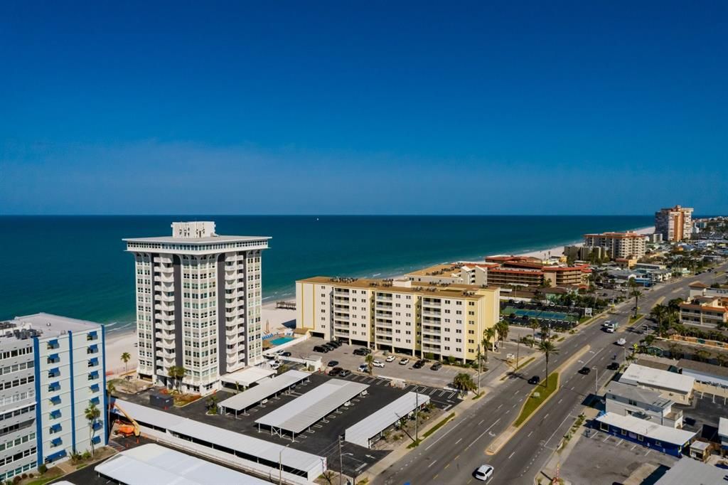 待售: $650,000 (2 贝兹, 2 浴室, 1450 平方英尺)