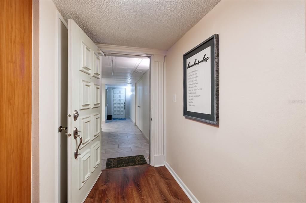 待售: $650,000 (2 贝兹, 2 浴室, 1450 平方英尺)