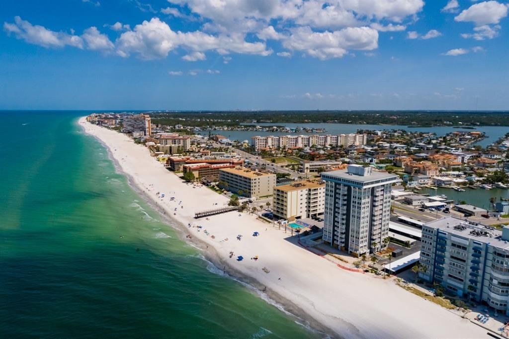 待售: $650,000 (2 贝兹, 2 浴室, 1450 平方英尺)