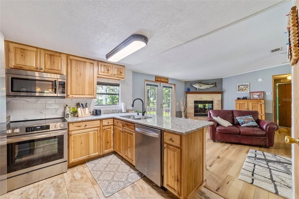 Active With Contract: $535,000 (4 beds, 3 baths, 1718 Square Feet)