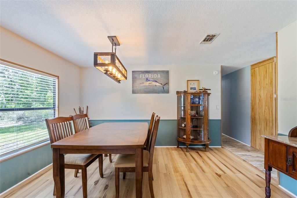 Active With Contract: $535,000 (4 beds, 3 baths, 1718 Square Feet)