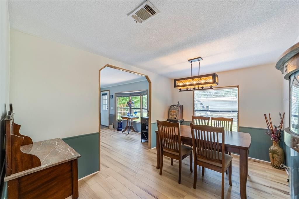 Active With Contract: $535,000 (4 beds, 3 baths, 1718 Square Feet)