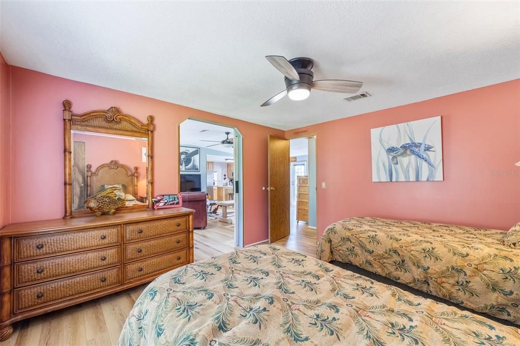 Active With Contract: $535,000 (4 beds, 3 baths, 1718 Square Feet)