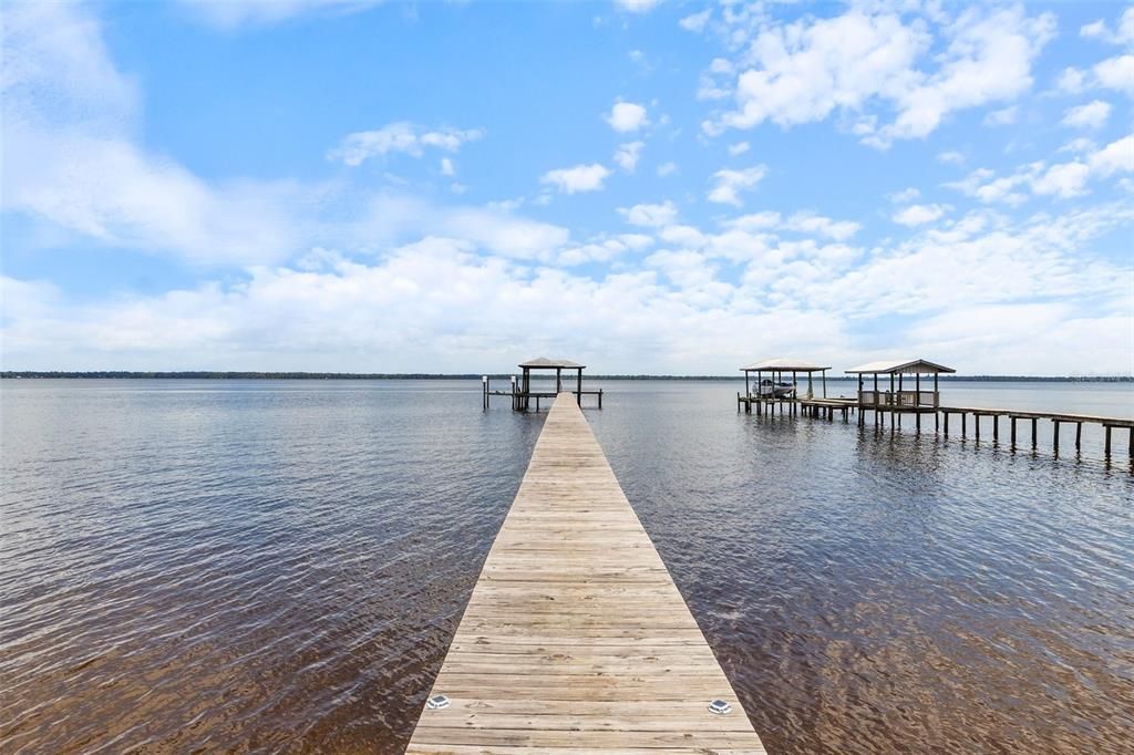 Active With Contract: $535,000 (4 beds, 3 baths, 1718 Square Feet)