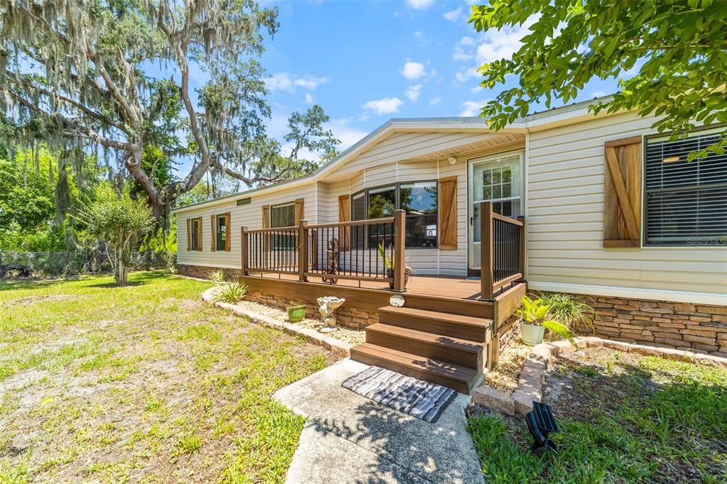 Active With Contract: $535,000 (4 beds, 3 baths, 1718 Square Feet)