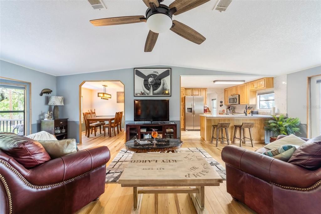 Active With Contract: $535,000 (4 beds, 3 baths, 1718 Square Feet)