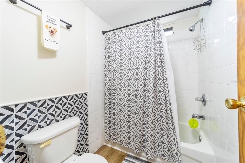 Active With Contract: $535,000 (4 beds, 3 baths, 1718 Square Feet)