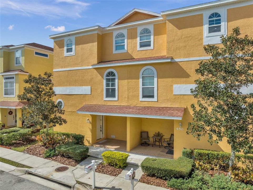 For Sale: $359,000 (3 beds, 3 baths, 1793 Square Feet)