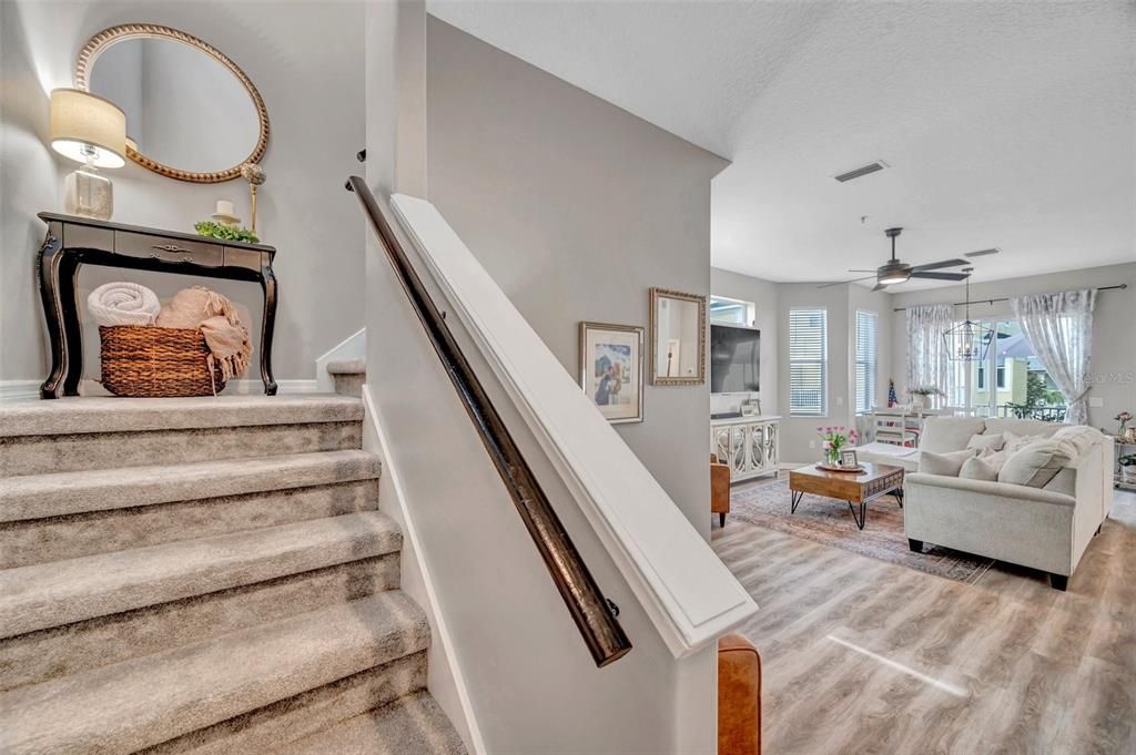 For Sale: $359,000 (3 beds, 3 baths, 1793 Square Feet)