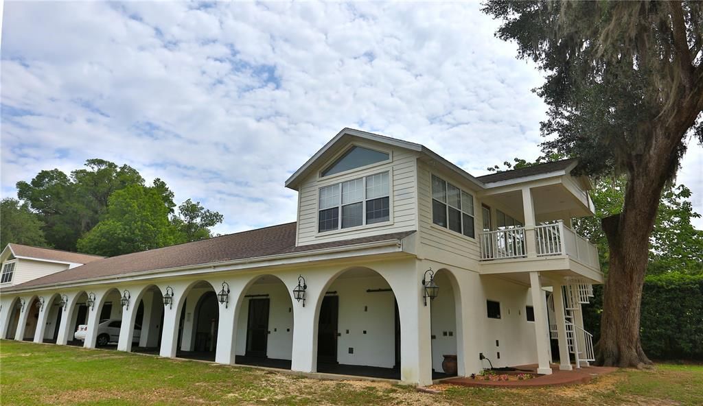 For Sale: $2,550,000 (3 beds, 3 baths, 3673 Square Feet)