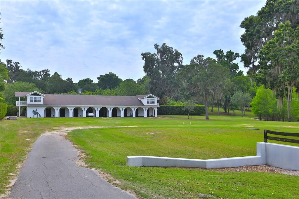 For Sale: $2,550,000 (3 beds, 3 baths, 3673 Square Feet)