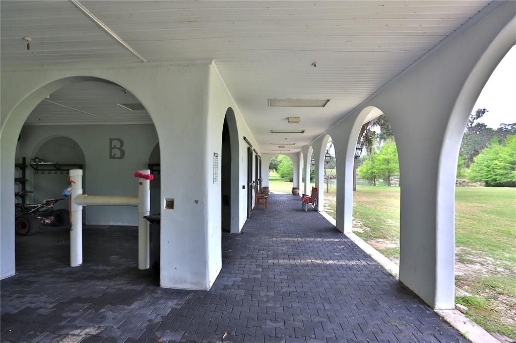 For Sale: $2,550,000 (3 beds, 3 baths, 3673 Square Feet)