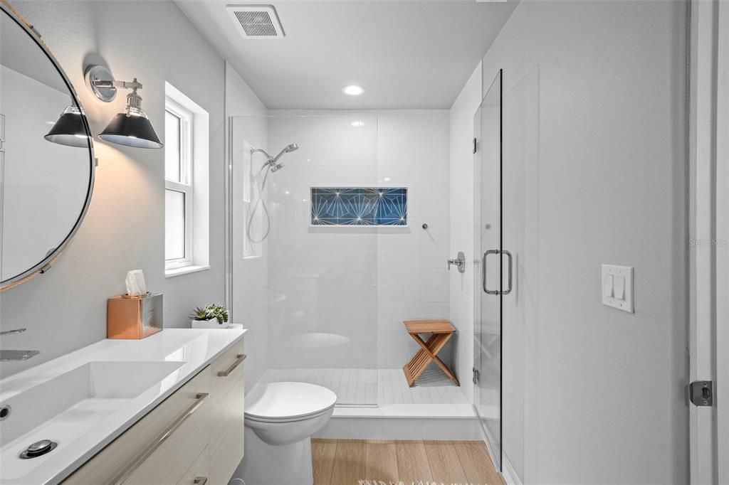 For Sale: $599,000 (3 beds, 2 baths, 1148 Square Feet)