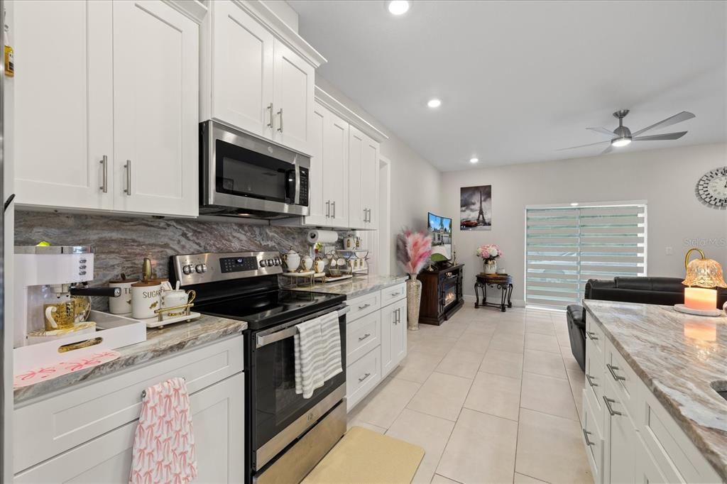 For Sale: $525,000 (4 beds, 2 baths, 1853 Square Feet)