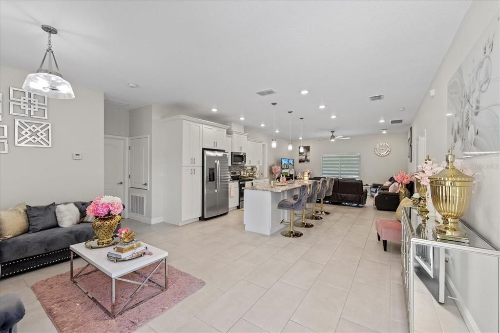 For Sale: $525,000 (4 beds, 2 baths, 1853 Square Feet)