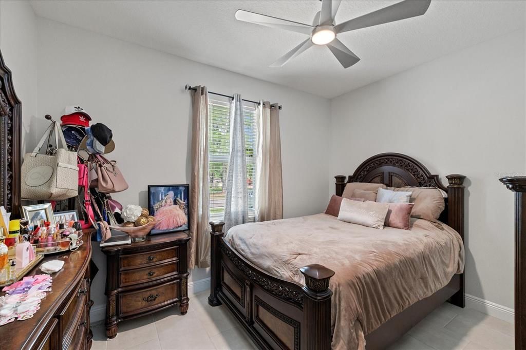 For Sale: $525,000 (4 beds, 2 baths, 1853 Square Feet)