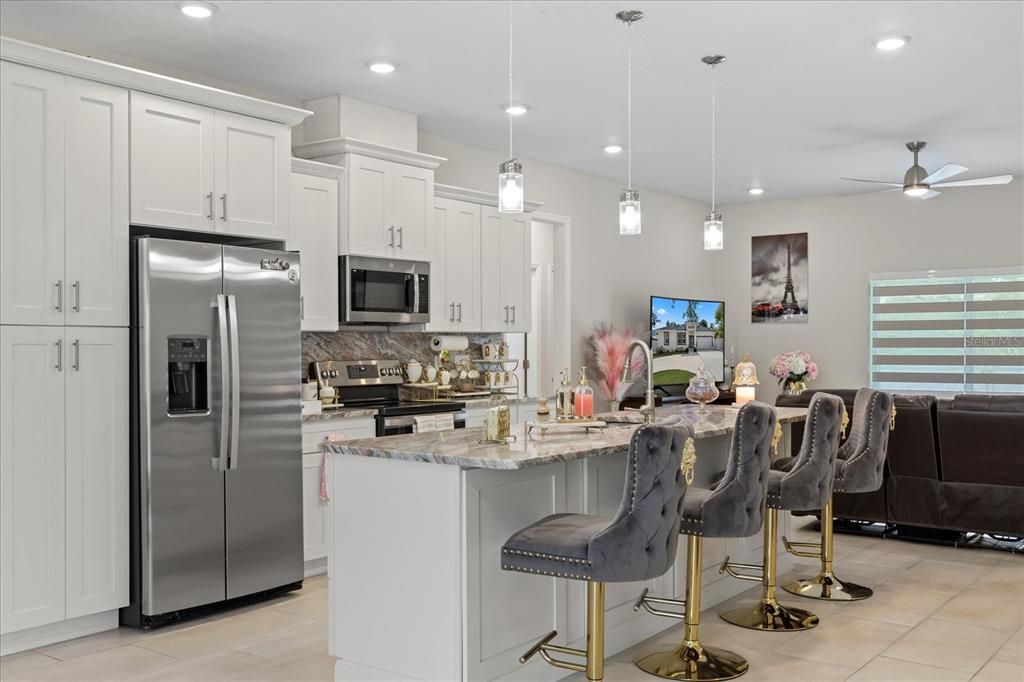 For Sale: $525,000 (4 beds, 2 baths, 1853 Square Feet)