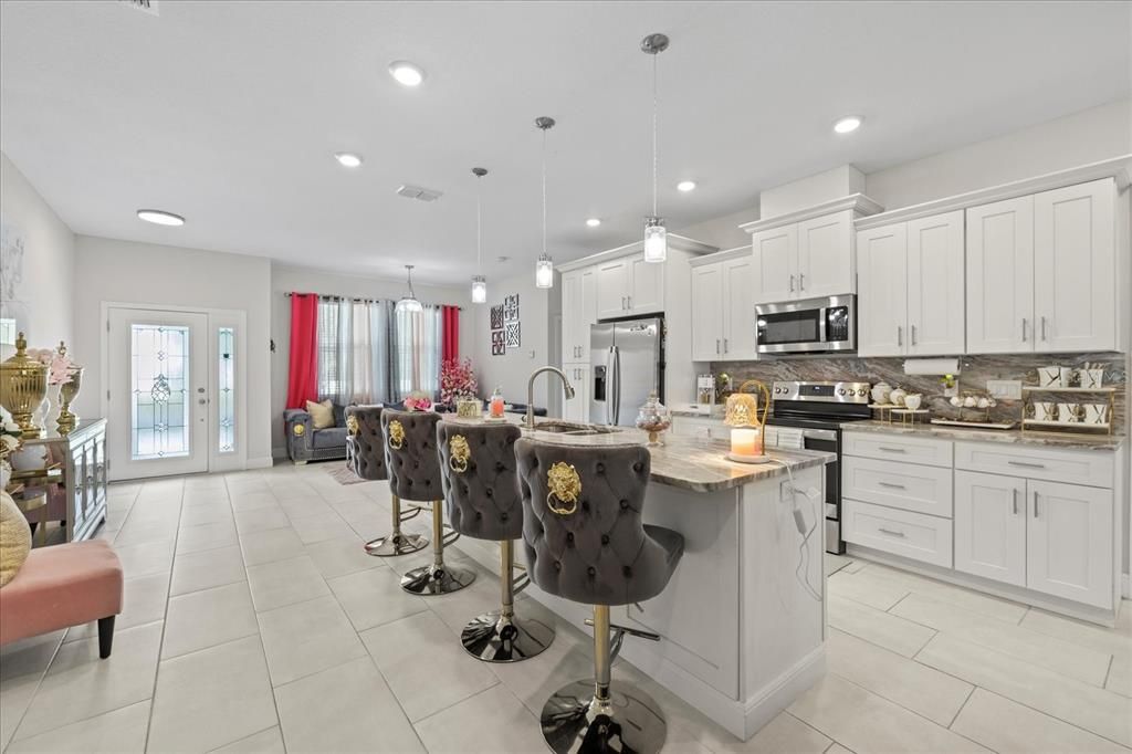 For Sale: $525,000 (4 beds, 2 baths, 1853 Square Feet)